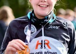 1.Halbmarathon gefinished-17jährige Johanna im Ziel