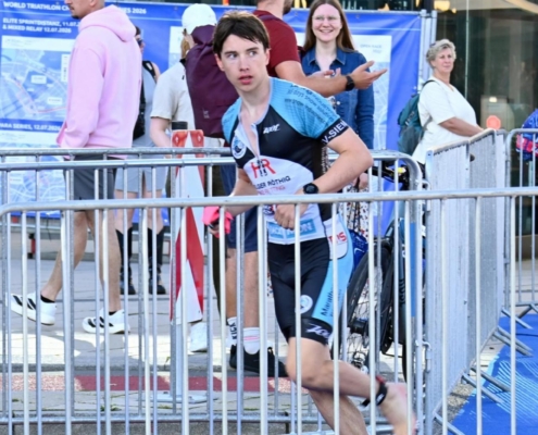 Emil Fares, Wechselzonenlauf 1